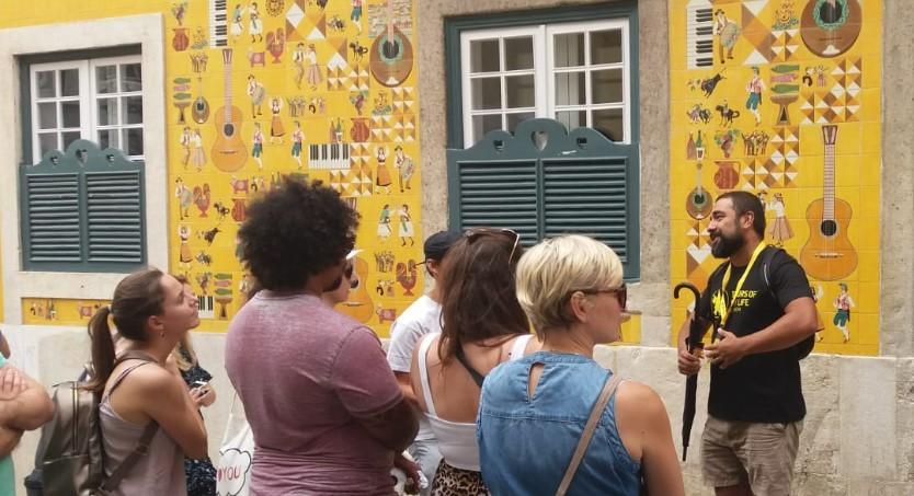 (Afternoon) Free Tour of Lisbon - Essential History and Fun Facts + Free Tastings