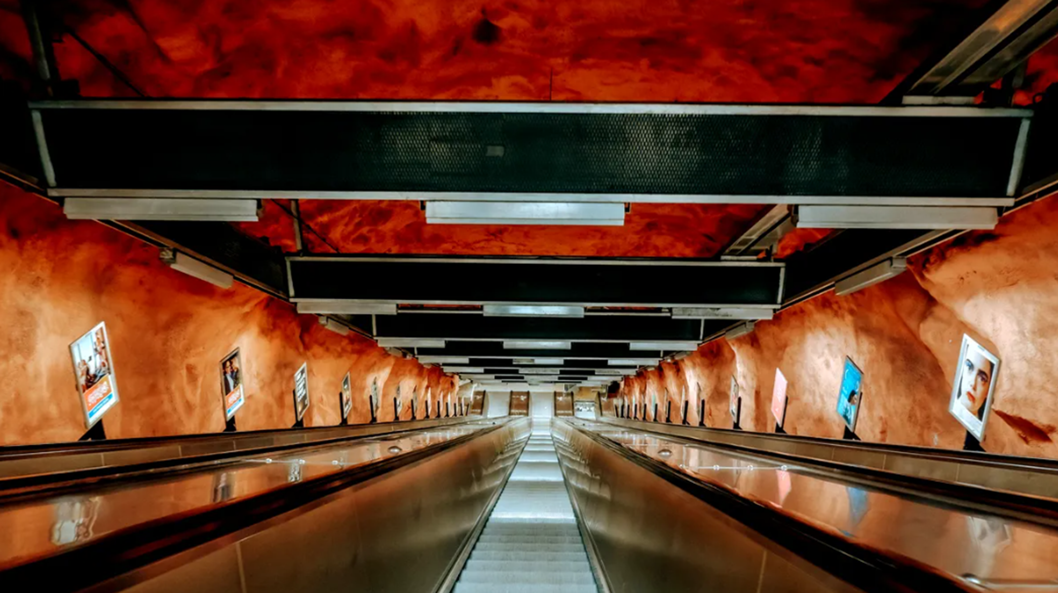 Stockholm: Subway Art & Photo Tour
