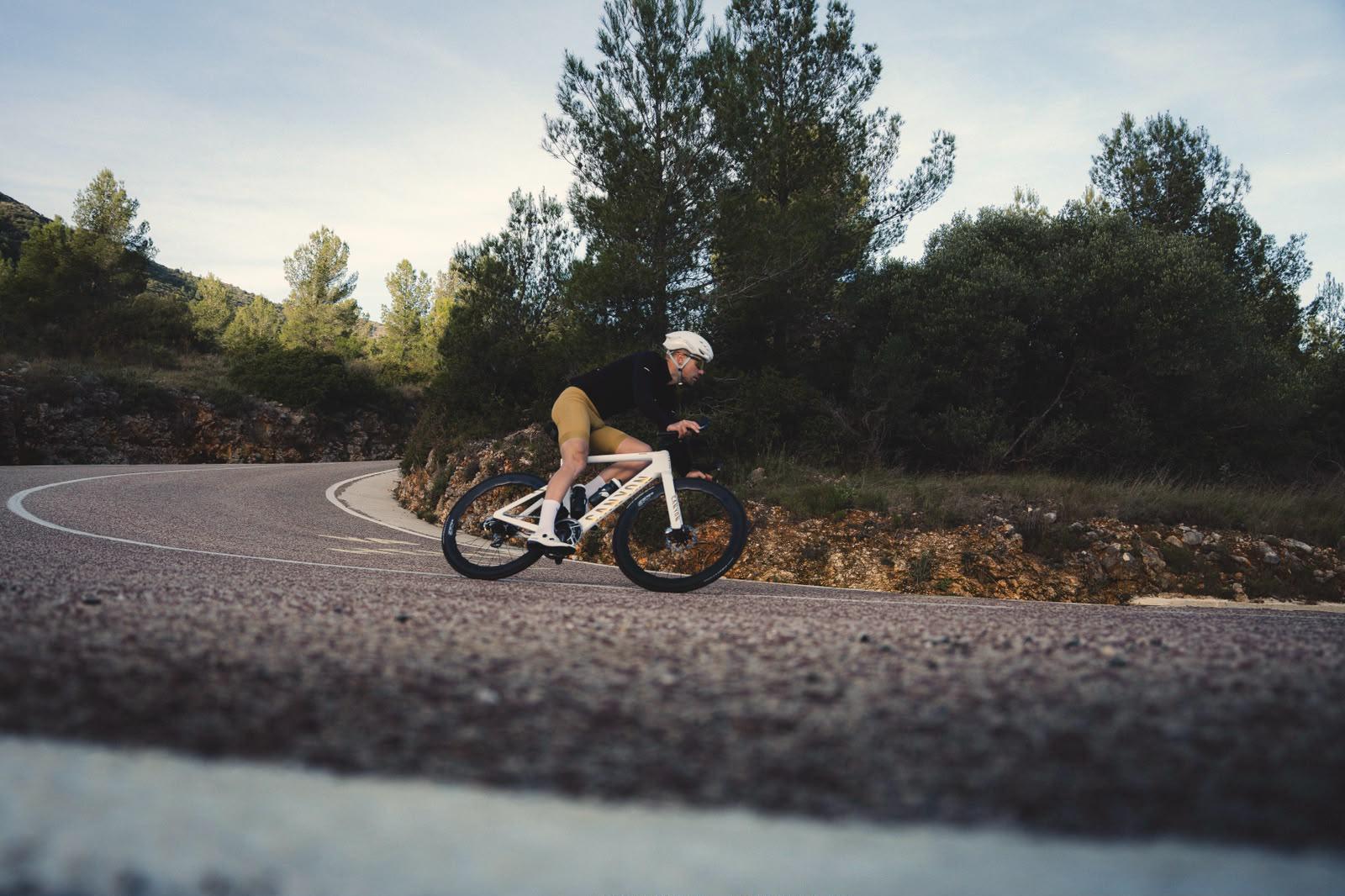 Laurens Vanthoor x Canyon Social Ride