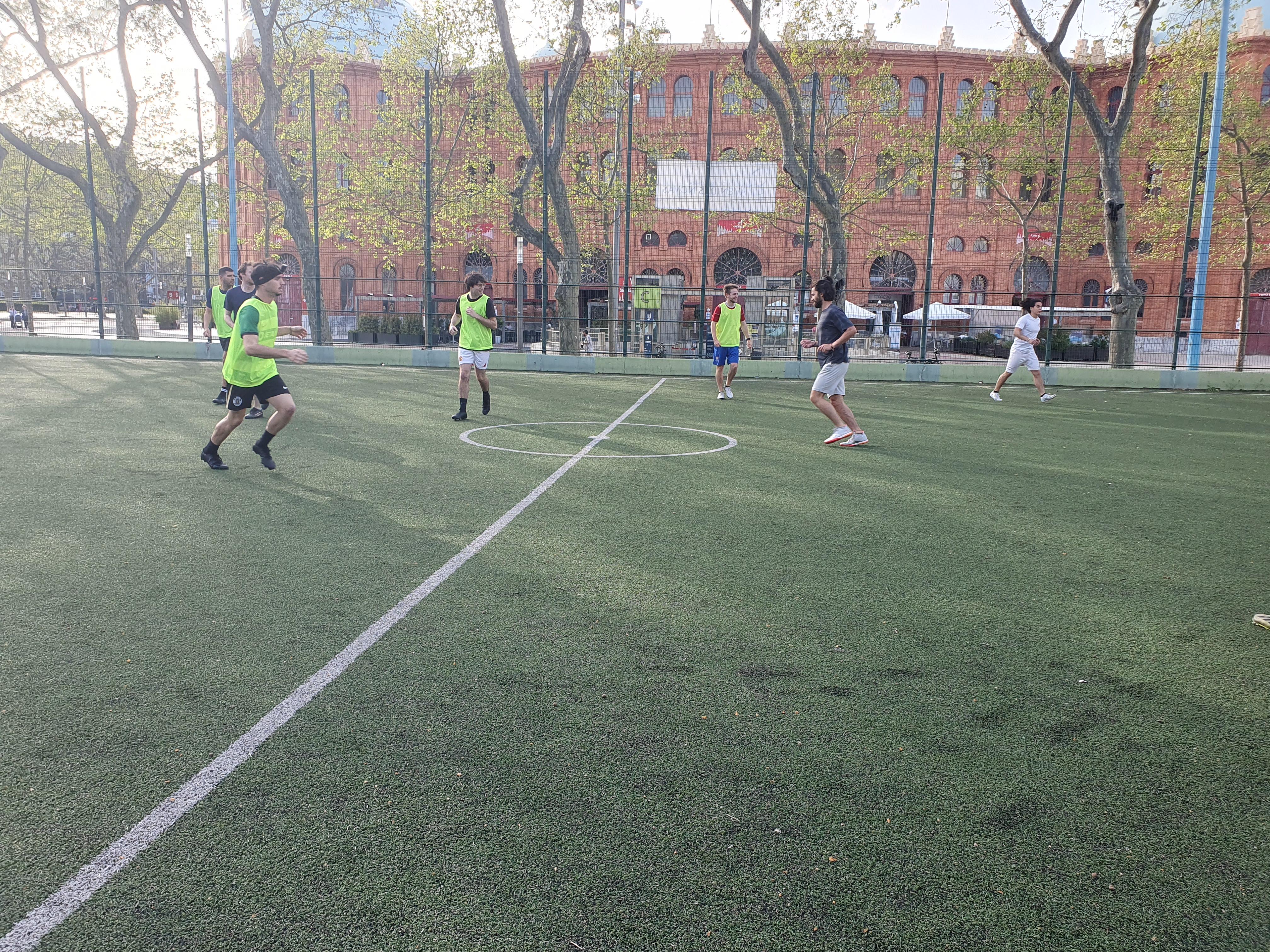 ⚽ 5v5 Football Lisbon – Campo Pequeno! - Artificial Grass - Easy access ⚽